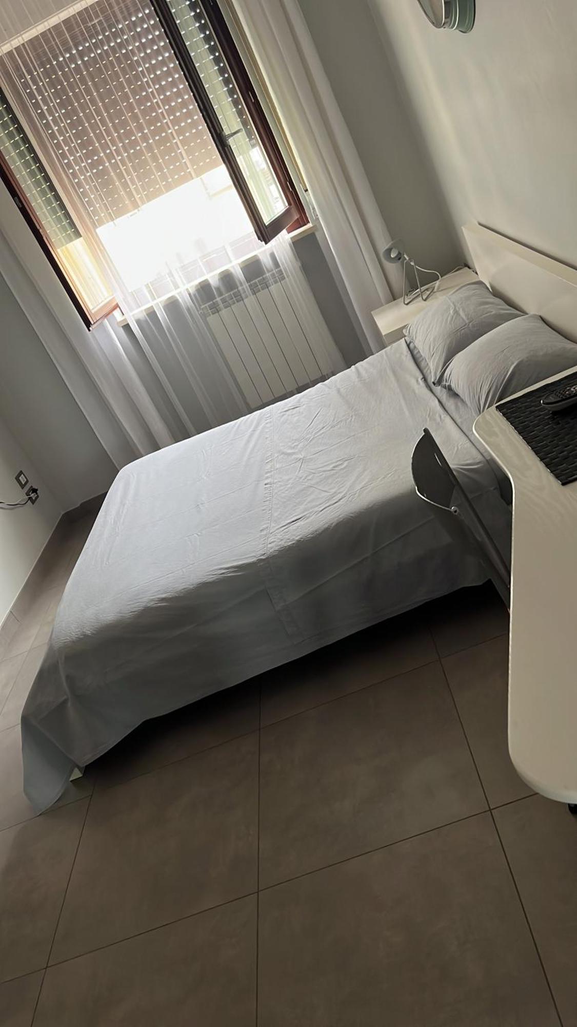 Sun-Kissed Seaside Retreat: Your Pescara Getaway Ngoại thất bức ảnh